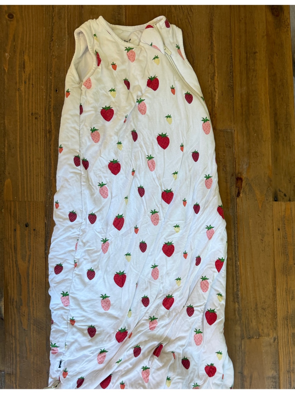 Kyte baby White Strawberry Print Pajama Sleep Sack